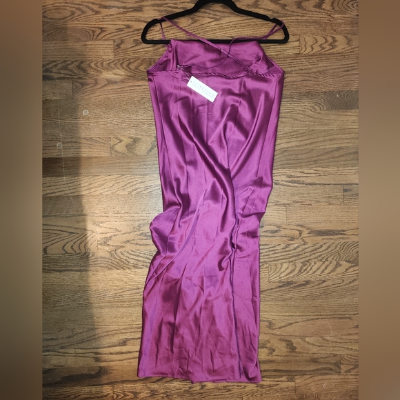 NWT Lynn Midi in Ruby Gem - Picture 3 of 10